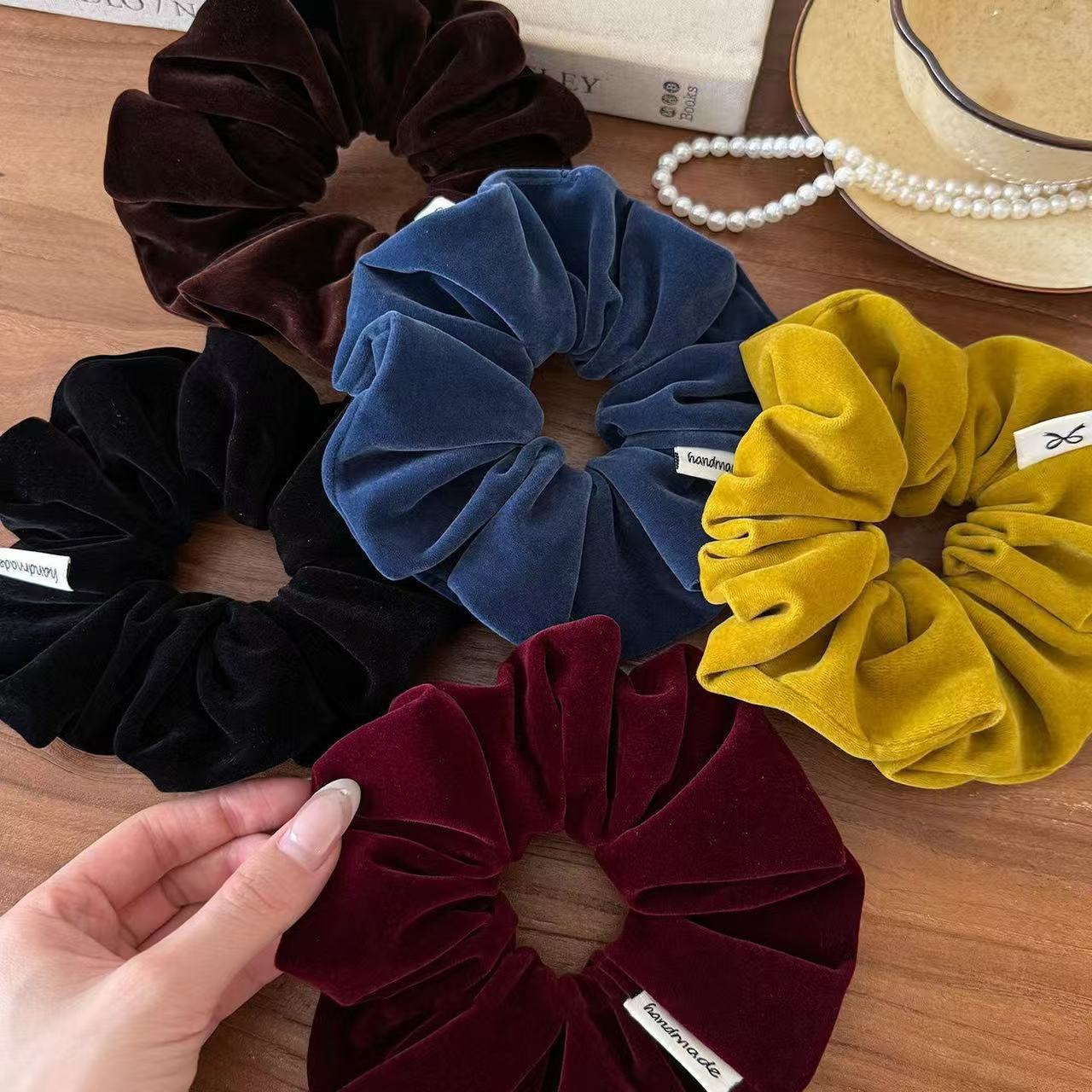 Minimalistische haarband van f - Travel Accessories Aesthetic recensie en prijs